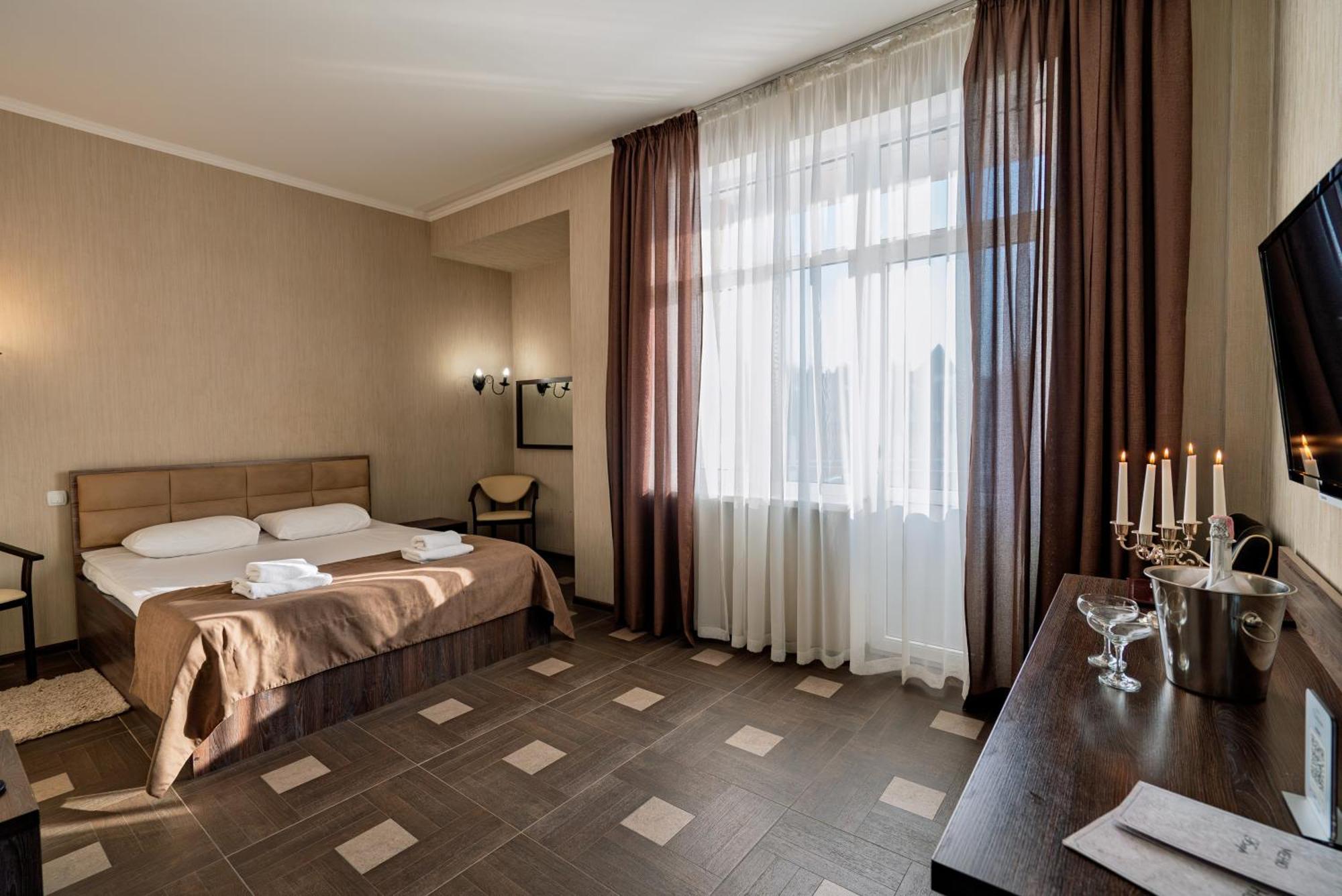 Congress Hotel Verhovina Petropavlovskaya Borshchagovka エクステリア 写真