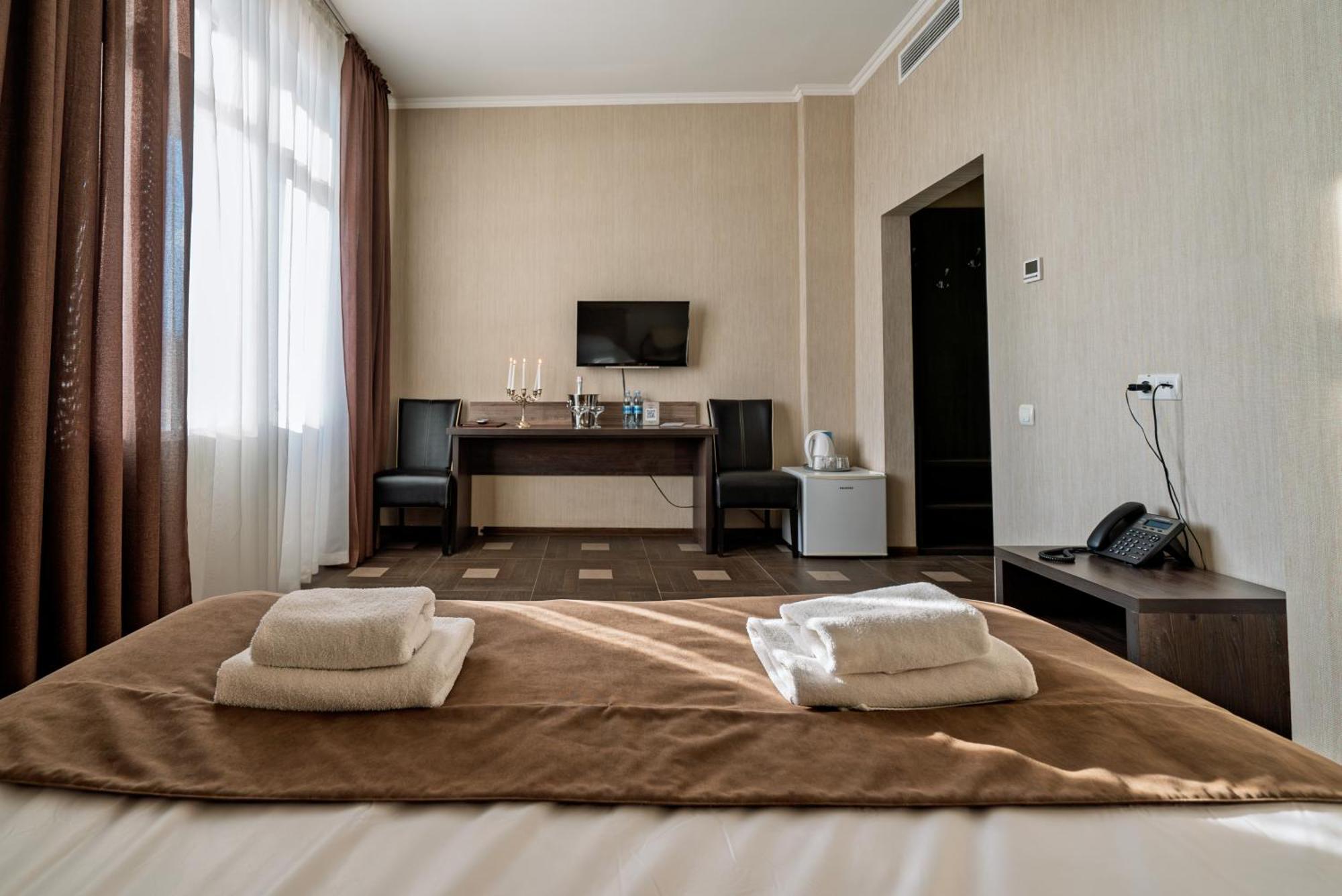 Congress Hotel Verhovina Petropavlovskaya Borshchagovka エクステリア 写真