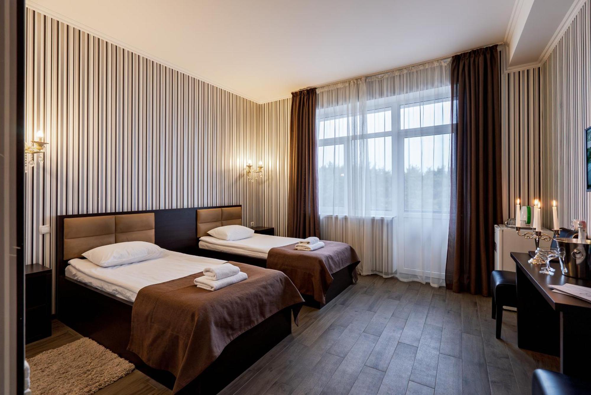 Congress Hotel Verhovina Petropavlovskaya Borshchagovka エクステリア 写真