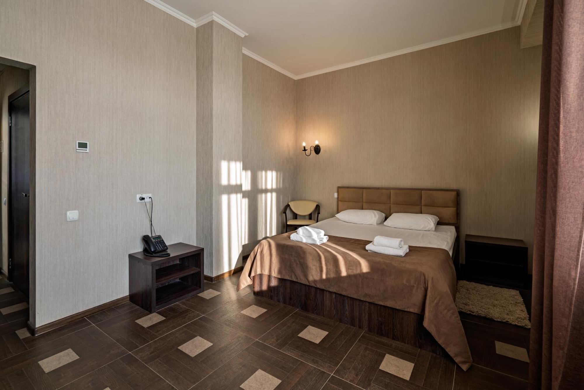 Congress Hotel Verhovina Petropavlovskaya Borshchagovka エクステリア 写真