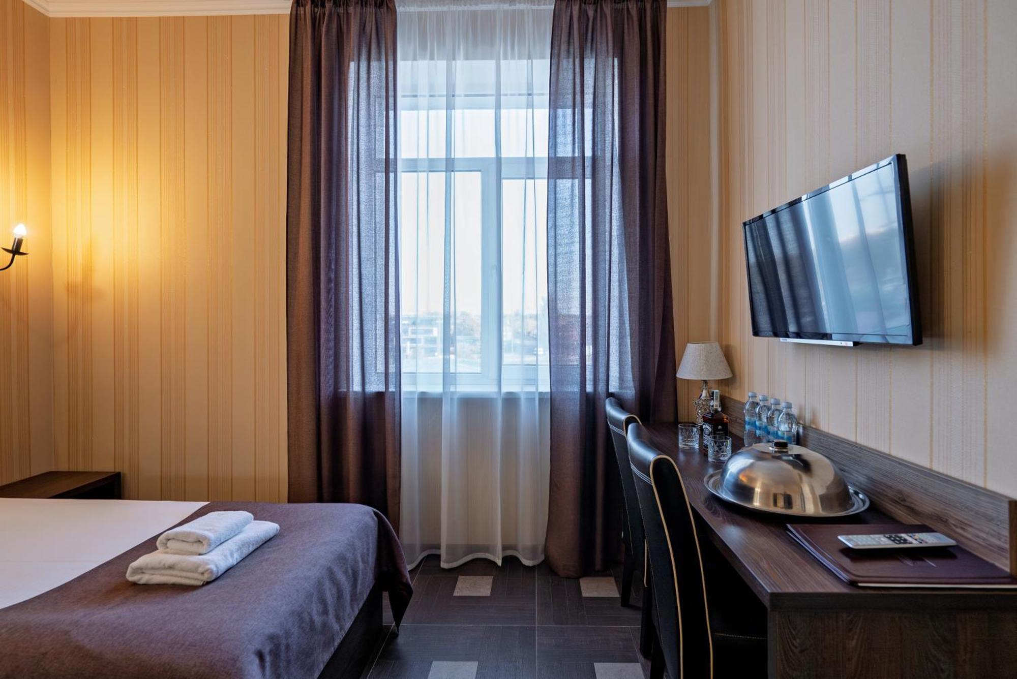Congress Hotel Verhovina Petropavlovskaya Borshchagovka エクステリア 写真