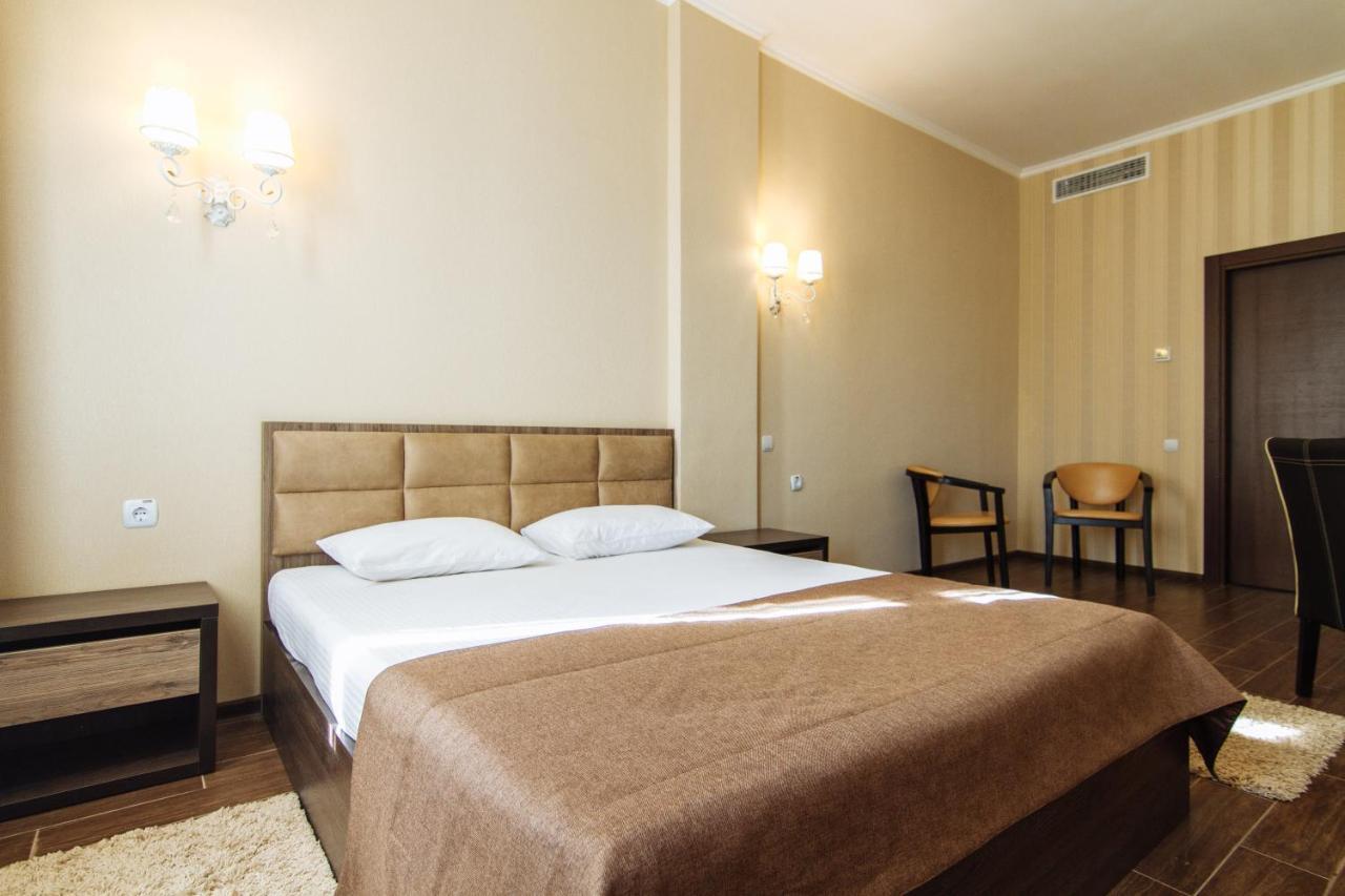 Congress Hotel Verhovina Petropavlovskaya Borshchagovka エクステリア 写真