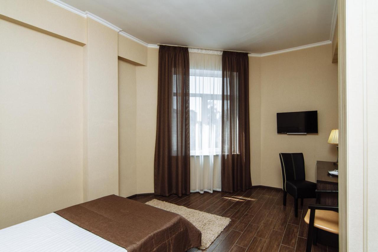 Congress Hotel Verhovina Petropavlovskaya Borshchagovka エクステリア 写真